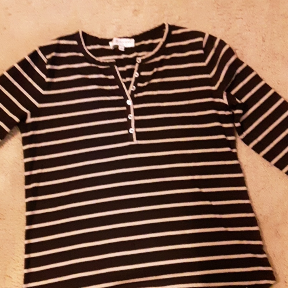 Woman shirt Jones New York Sports